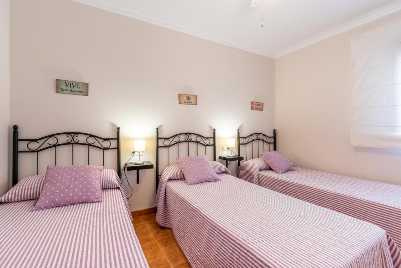 Casa Angelita Caminito Del Rey, Duplex Con Terraza En El Centro De Andalucia Guest House Valle de Abdalagis Luaran gambar
