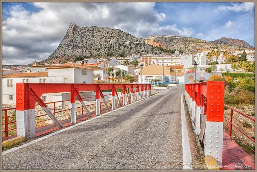 Casa Angelita Caminito Del Rey, Duplex Con Terraza En El Centro De Andalucia Guest House Valle de Abdalagis Luaran gambar
